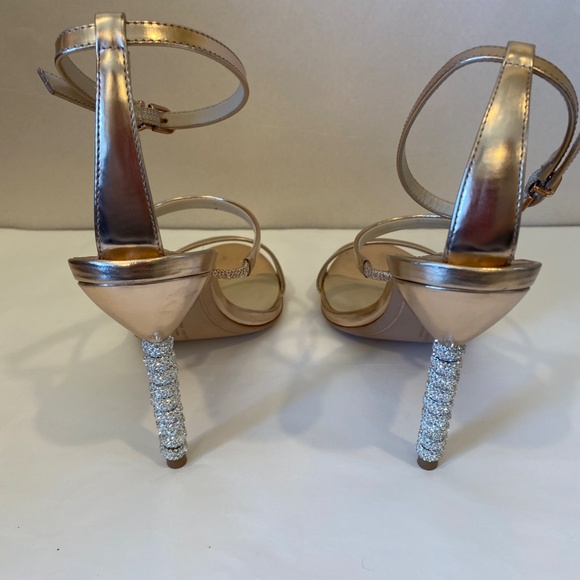 Stunning Sophia Webster Rose Gold, Rosalind Crystal Rose Sandals 39.5 - Picture 3 of 8